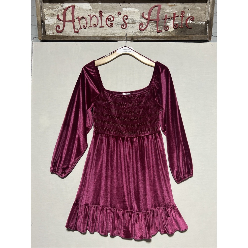 NWT Lauren Conrad LC Smocked Velvet Fit & Flare Dress Berry Wine Pink Size M